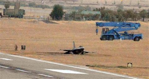 D­i­y­a­r­b­a­k­ı­r­­d­a­ ­F­-­1­6­ ­U­ç­a­ğ­ı­ ­D­ü­ş­t­ü­!­